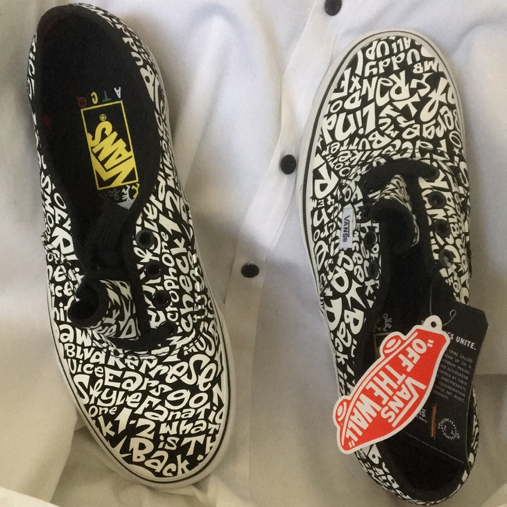 Vans Authentic 🎶 A Tribe Called Quest Tracklist '18